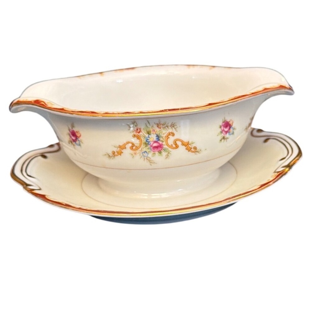 Harmony House Gravy Boat Wembley Fine China Cream Red Gold Floral Excellent